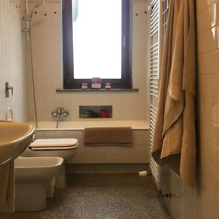 Metro Molinette Panoramico Con 6 Posti Letto Turín