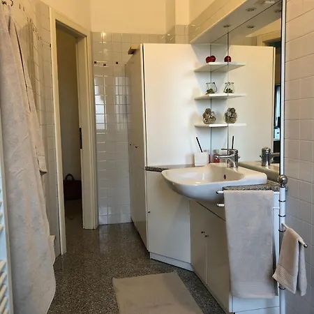 Metro Molinette Panoramico Con 6 Posti Letto * Turín