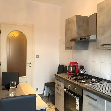 Metro Molinette Panoramico Con 6 Posti Letto Appartement