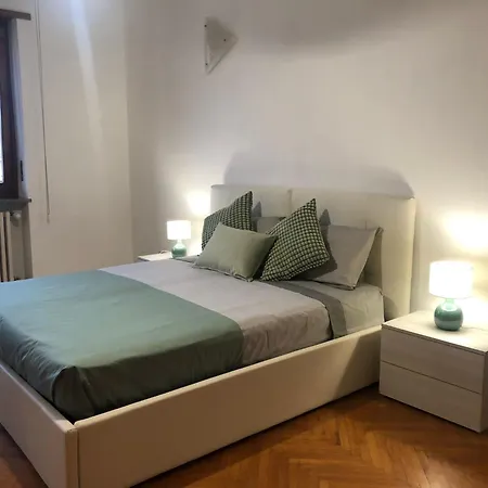 Metro Molinette Panoramico Con 6 Posti Letto Appartement Turijn