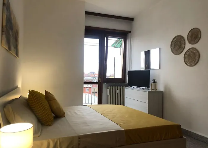 Metro Molinette Panoramico Con 6 Posti Letto Apartmán *